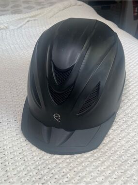 Troxel Intrepid Equestrian Helmet Size Large L6 Carbon 04-247L Cover  See Pics